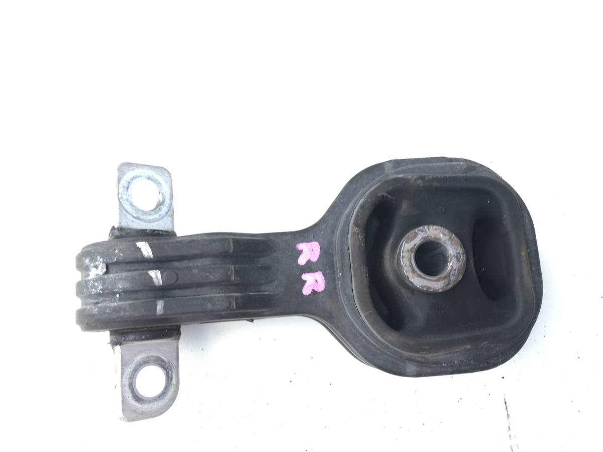 HO2 / CR-V / RE4 / K24A / 4WD / 右 / エンジンマウント / Engine mount拍卖