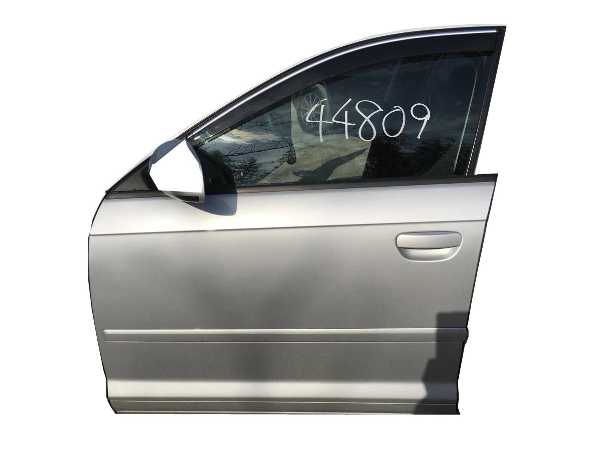 AU2 / アウディ / AUDI / A3 / (8P) / 左 / フロント / ドア / Front door拍卖