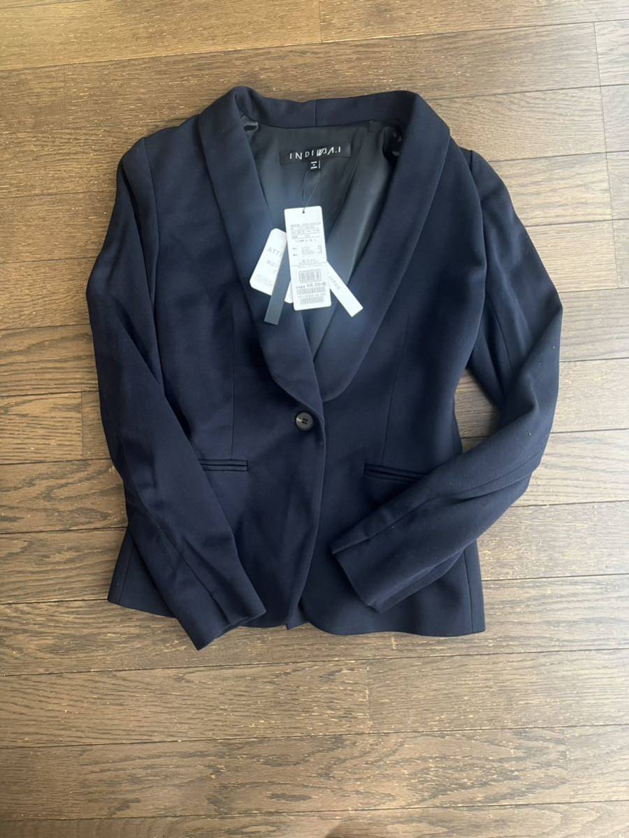 新品タグ付きINDIVI VAIテーラードジャケット 36拍卖