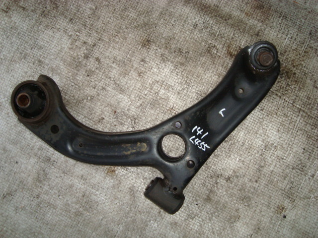 141 タント エグゼ L455S フロント 左 ロアアーム 助手席側 L175拍卖