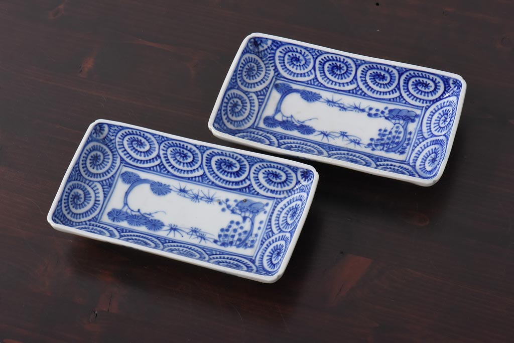 R-034874 古民具・骨董 染付 蛸唐草紋 はっきりとした藍が美しい角皿2枚セット(長皿)(1)拍卖