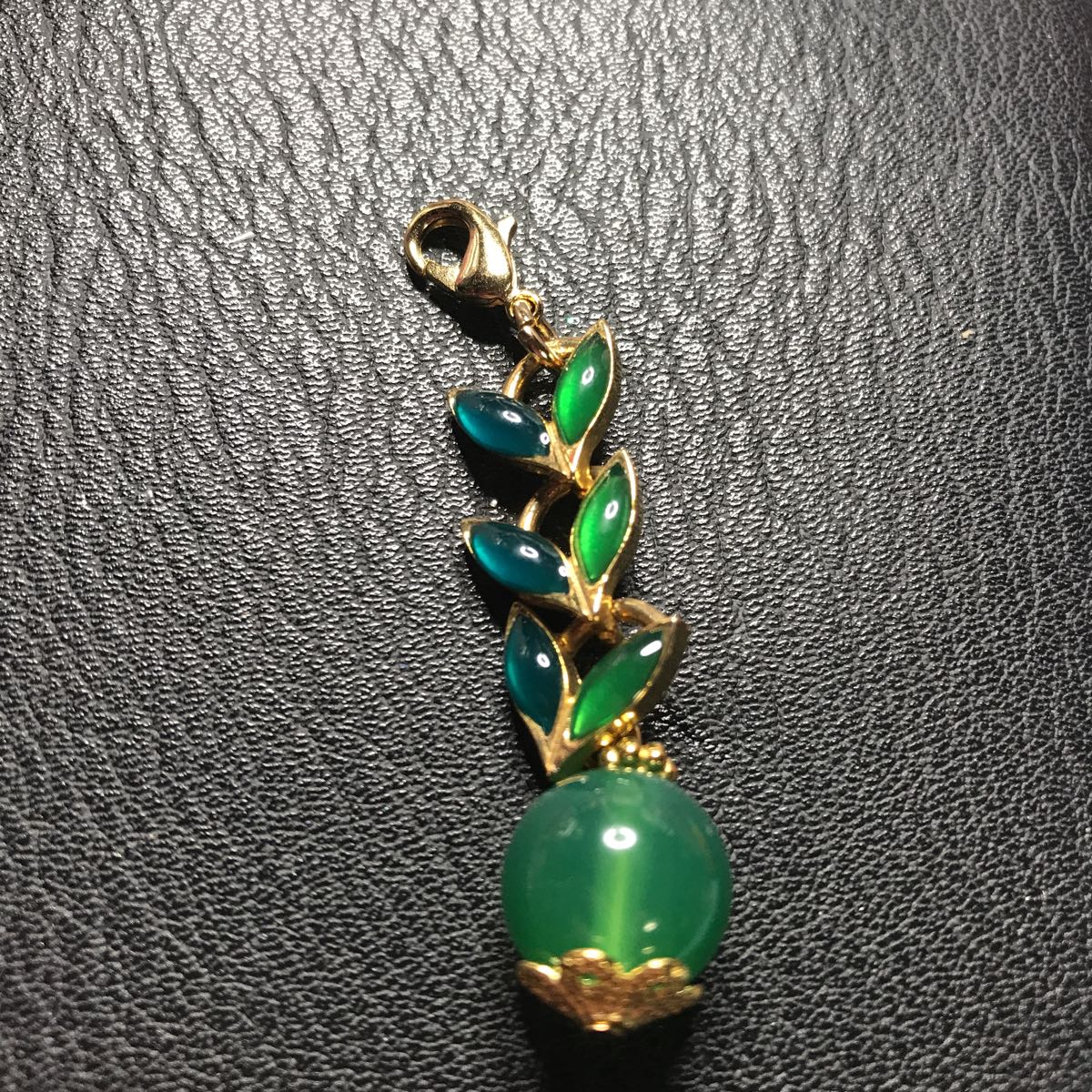 グリーン瑪瑙のストラップ拍卖