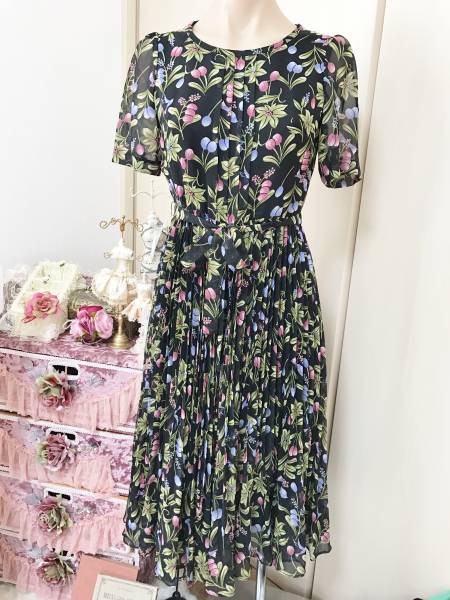 昭和レトロめるべゆーず◆細プリーツスカート/ワンピース*スーツ拍卖