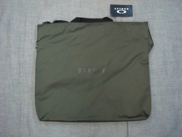 新品OAKLEY(オークリー) ESSENTIAL SLASH BAG 2.0 DARK BRUSH 86V拍卖
