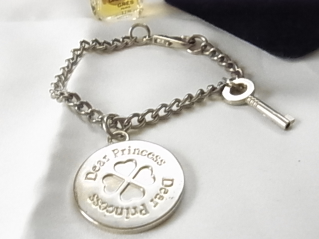 Deerprincess四つ葉のクローバー 鍵モチーフ インパクトデザイン ブレスレット▽拍卖