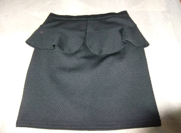 ※新品GUペプラムコクーンミニスカートL\1490拍卖