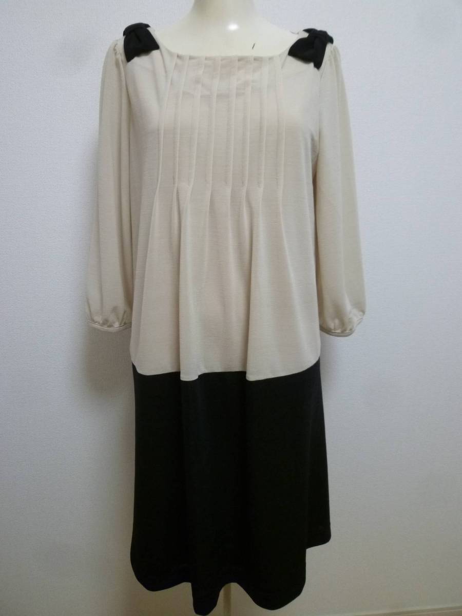 Couture brooch/クチュールブローチ♪淡ベージュ両肩リボンバイカラーワンピース38/結婚式フォーマル長袖膝丈♪131拍卖