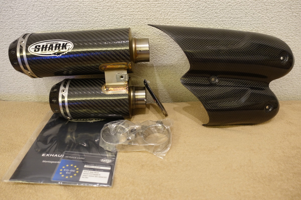 絶版★SHARK Supersport (17-22)/S (17-20) DUCATI カーボンスリップオンサイレンサー(2-2) TRC-20 860004 定価155,200円 シャークマフラー拍卖