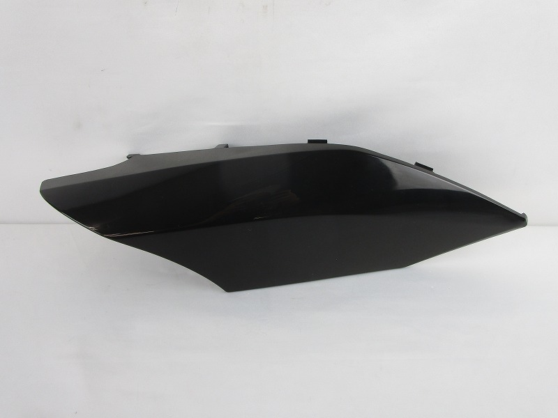 HONDA 純正 フィリピン仕様CRF150L右サイドカバー【ブラック】 #83550-K84-900ZB拍卖