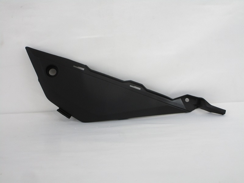 HONDA純正 インドネシア仕様 CBR150R カバー、L. FR. サイド #83221-K45-N40拍卖