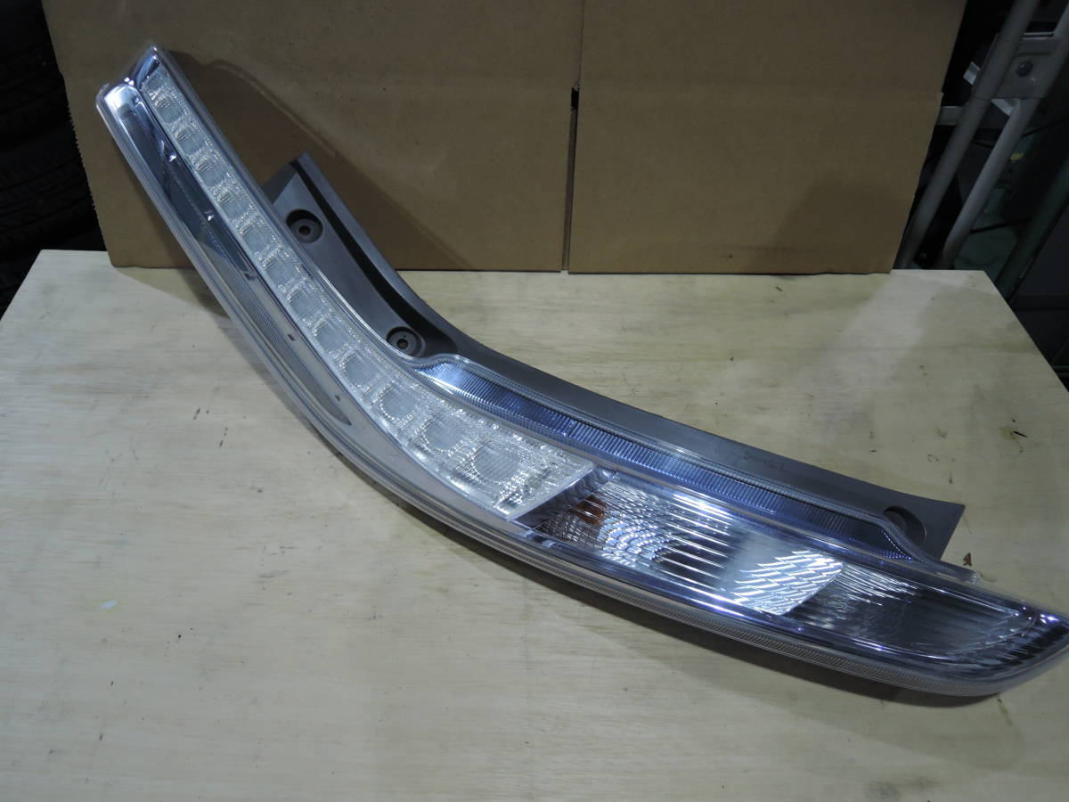 即決あり ZE0 リーフ G 純正 左 テールライト ICHIKOH D091 【検】 助手席側 LED テールレンズ N-6683拍卖