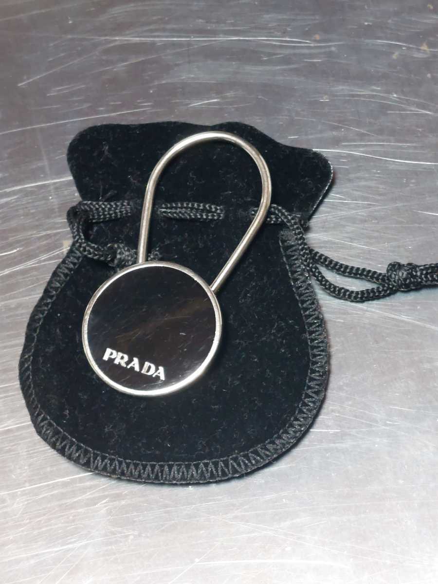 プラダ PRADA 丸プレート キーリング キーホルダー 美品 保存袋付き拍卖