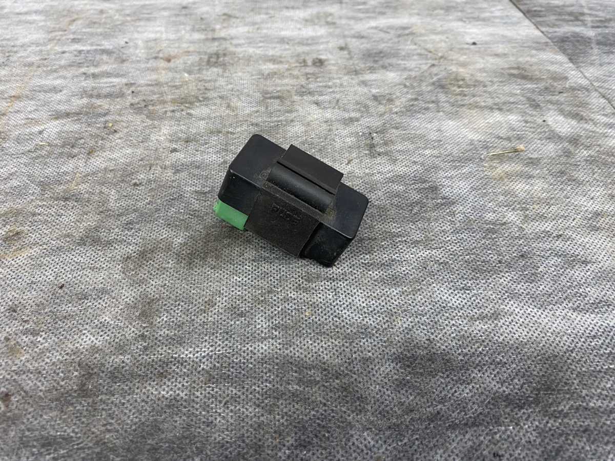 ホンダ リトルカブ AA01 CDI 実働外し コンピューター 3速 セル無し スーパーカブ キャブ車 CI-08A 純正 部品 パーツ拍卖