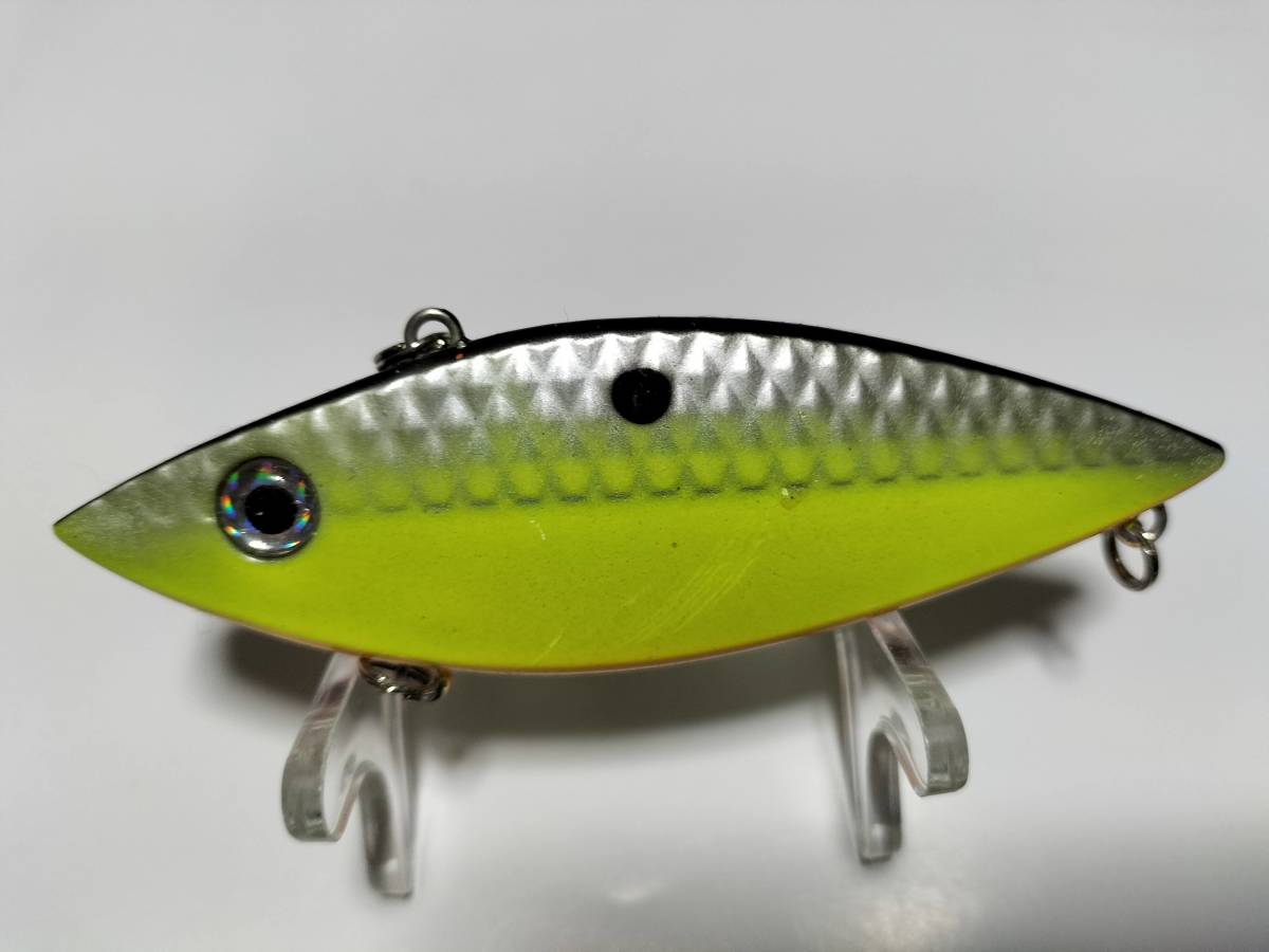 6 ダイヤモンドシャッド 3/4oz 9cm ストライクキング STRIKE KING DIAMOND SHAD シンキングバイブレーション  BOX保管の未使用拍卖