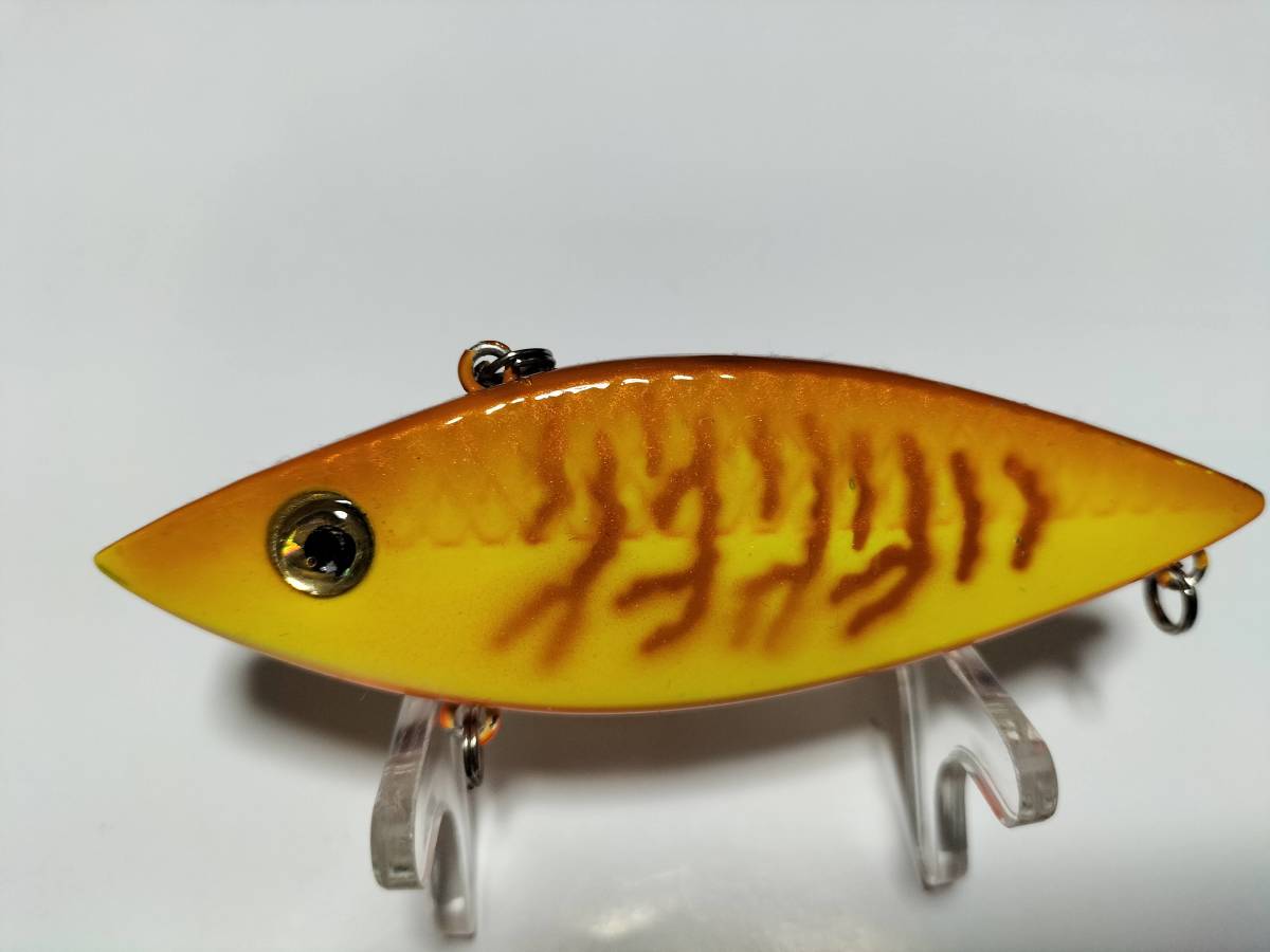 7 ダイヤモンドシャッド 3/4oz 9cm ストライクキング STRIKE KING DIAMOND SHAD シンキング バイブレーション BOX保管の未使用拍卖