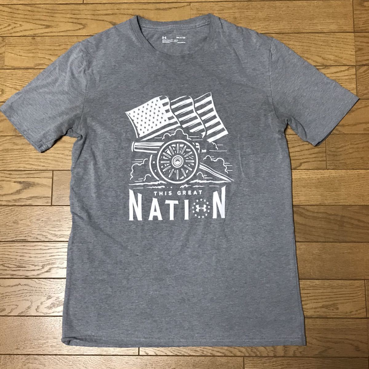 UNDER ARMOUR MEN’S SHORT SLEEVE T-SHIRTS size-SM(着丈72身幅52) 中古(美品) 送料無料 NCNR拍卖