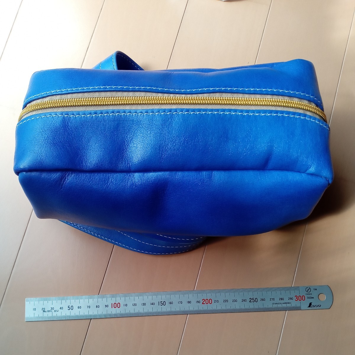 ボディバッグ ポーチ ブルー イノウエレザークラフトオリジナル バイカー ツーリング 柔らかい拍卖