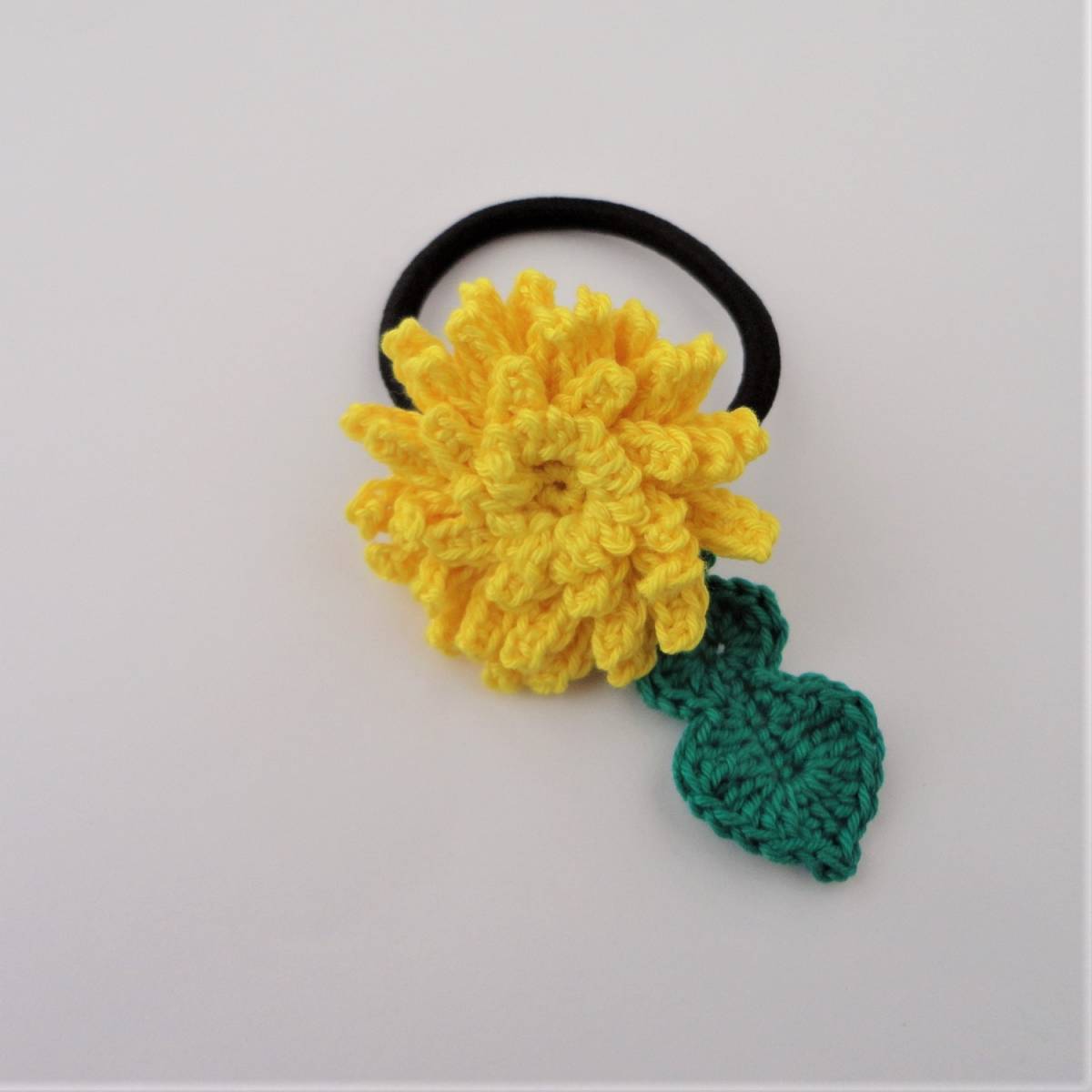 立体感がリアル♪なたんぽぽのヘアゴム*レース編み*ハンドメイド*タンポポ*YE*a938∴再販∴拍卖