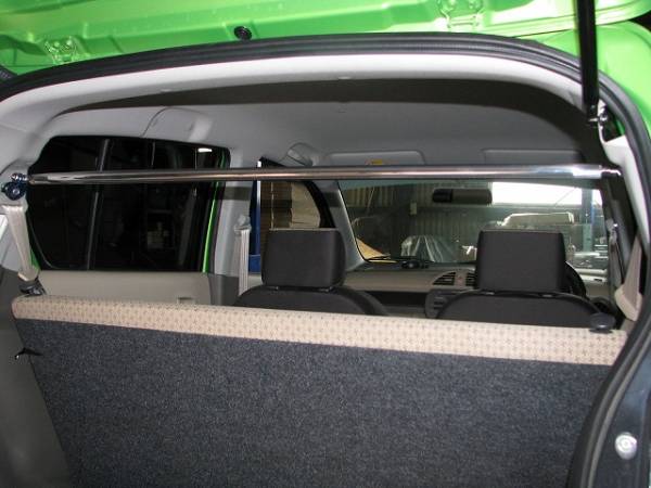 アルト(HA25系全車対応)リヤピラーバー SZ0620-PIC-00(ストレートタイプ)新品箱入り、税込み拍卖