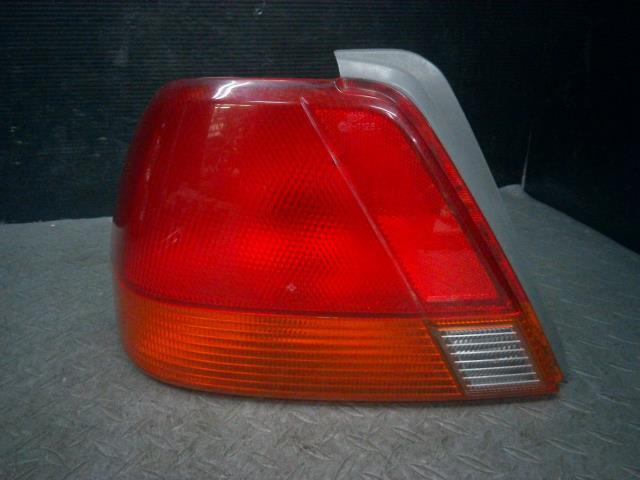 スプリンター AE110 左 テール ランプ ライト 81560-1A871拍卖