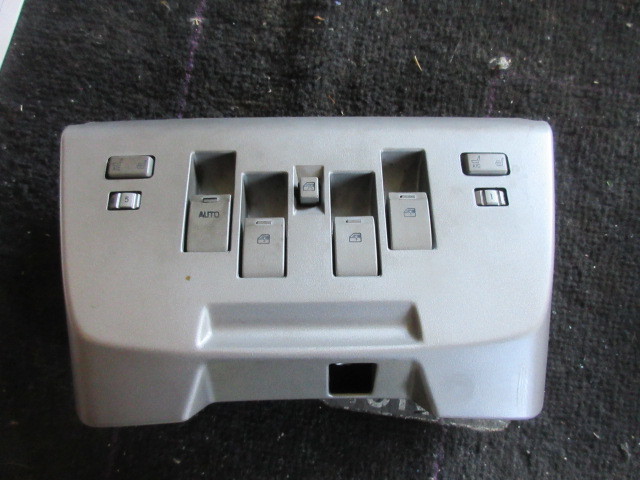 ★23R5G6979 ナビゲーター 純正ウインドウスイッチ リンカーン 修理やストック等に拍卖