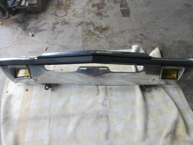 ★28R5 3G1007 H252 プレジデント 純正フロントバンパー ジャンク品 修理やストック等に拍卖