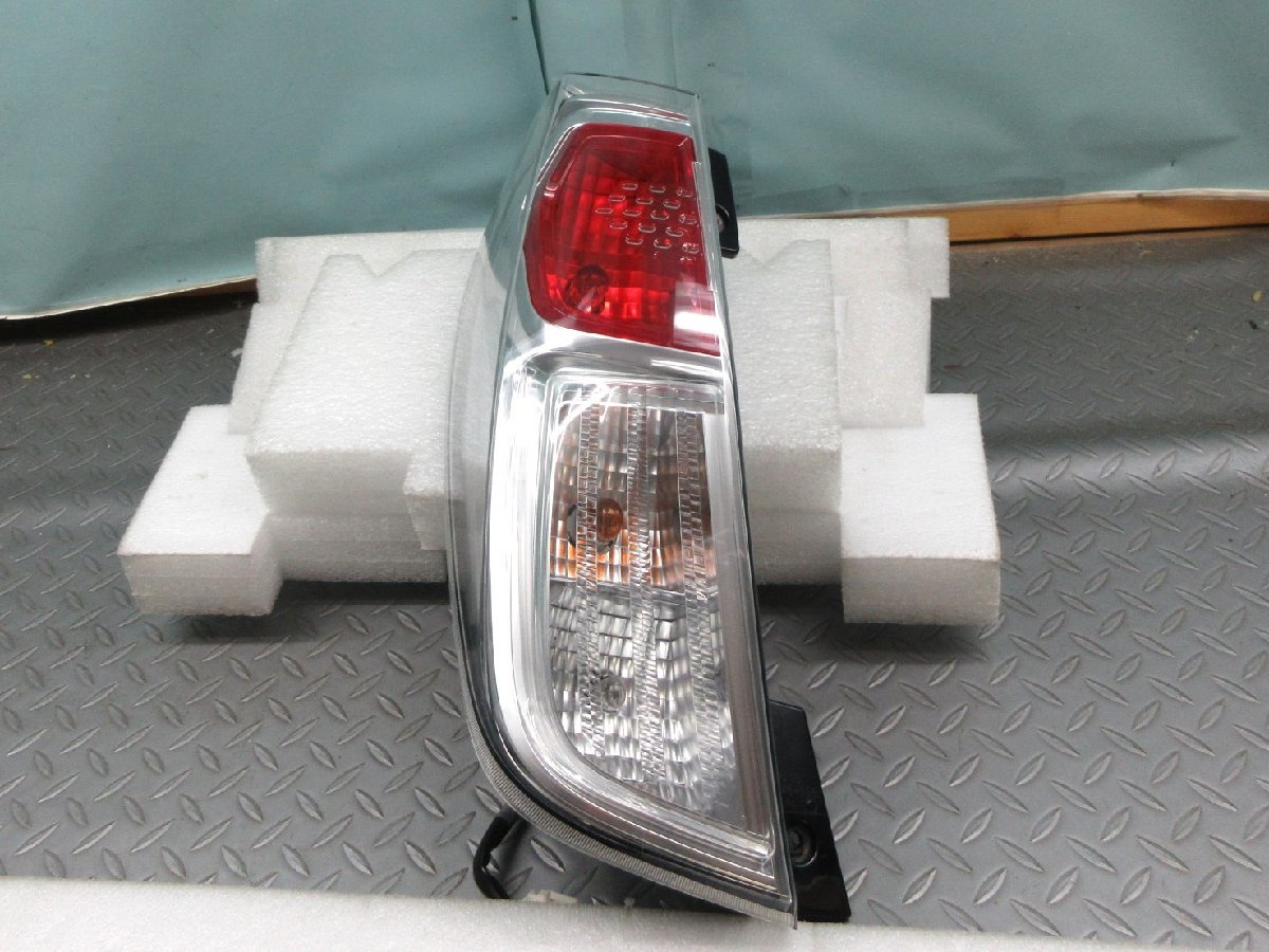 ◆ B21A デイズルークス DAYZ ROOX 前期 純正 左テールレンズ 26555-6A02D 1146-398拍卖