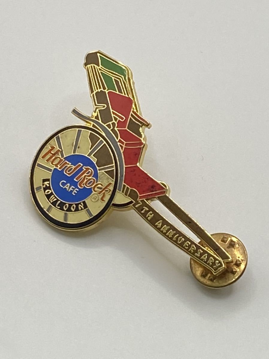 Hard Rock CAFE KOWLOON ハードロックカフェ ピンバッチ 7TH ANNIVERSARY拍卖