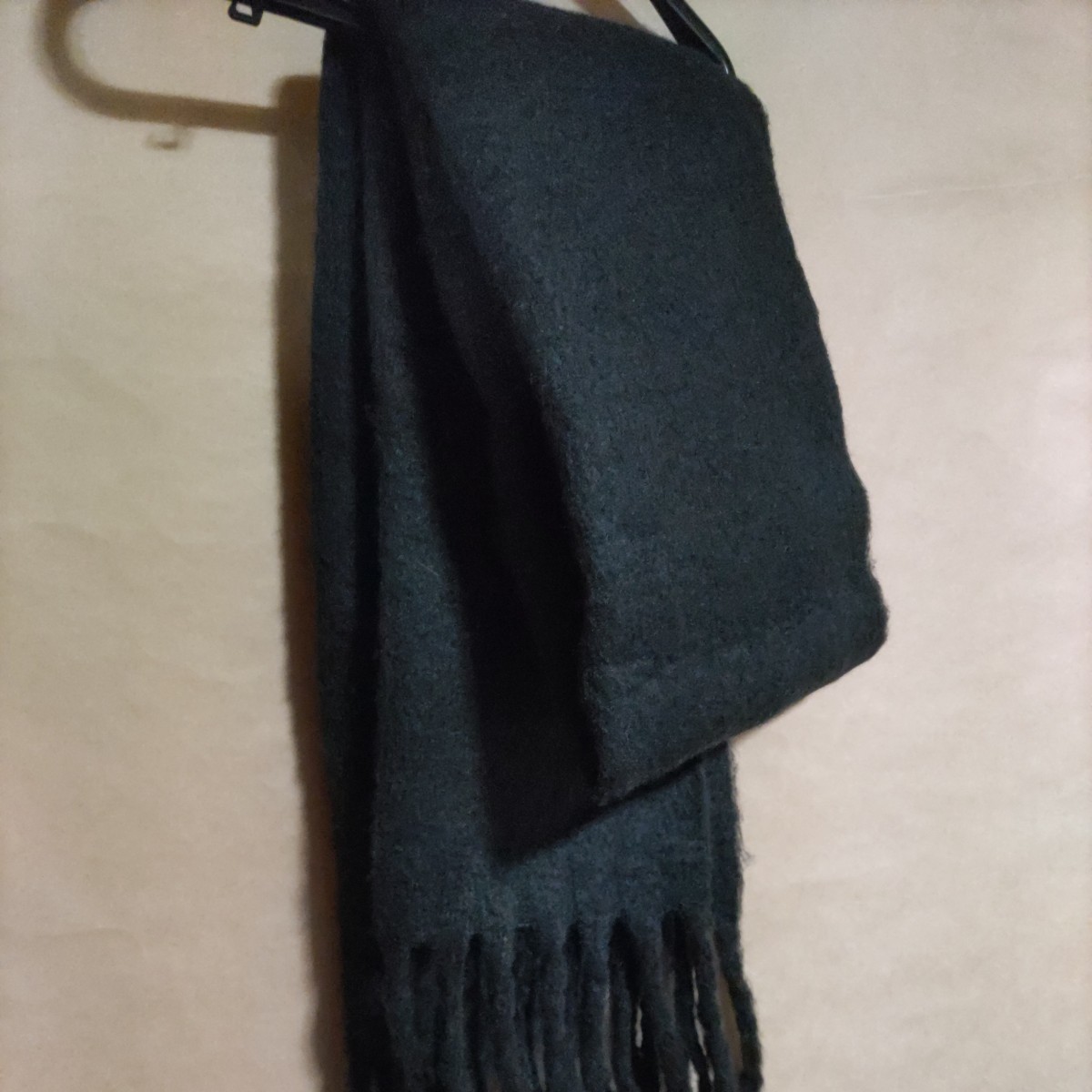 未使用 厚手マフラー 黒 約225cm 巾約46cm拍卖