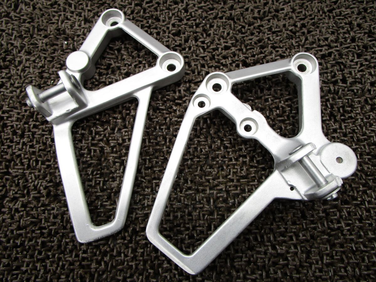 NSR80 ステップステー左右 ●w546!HC06 ホンダ 【 HC04E 】拍卖