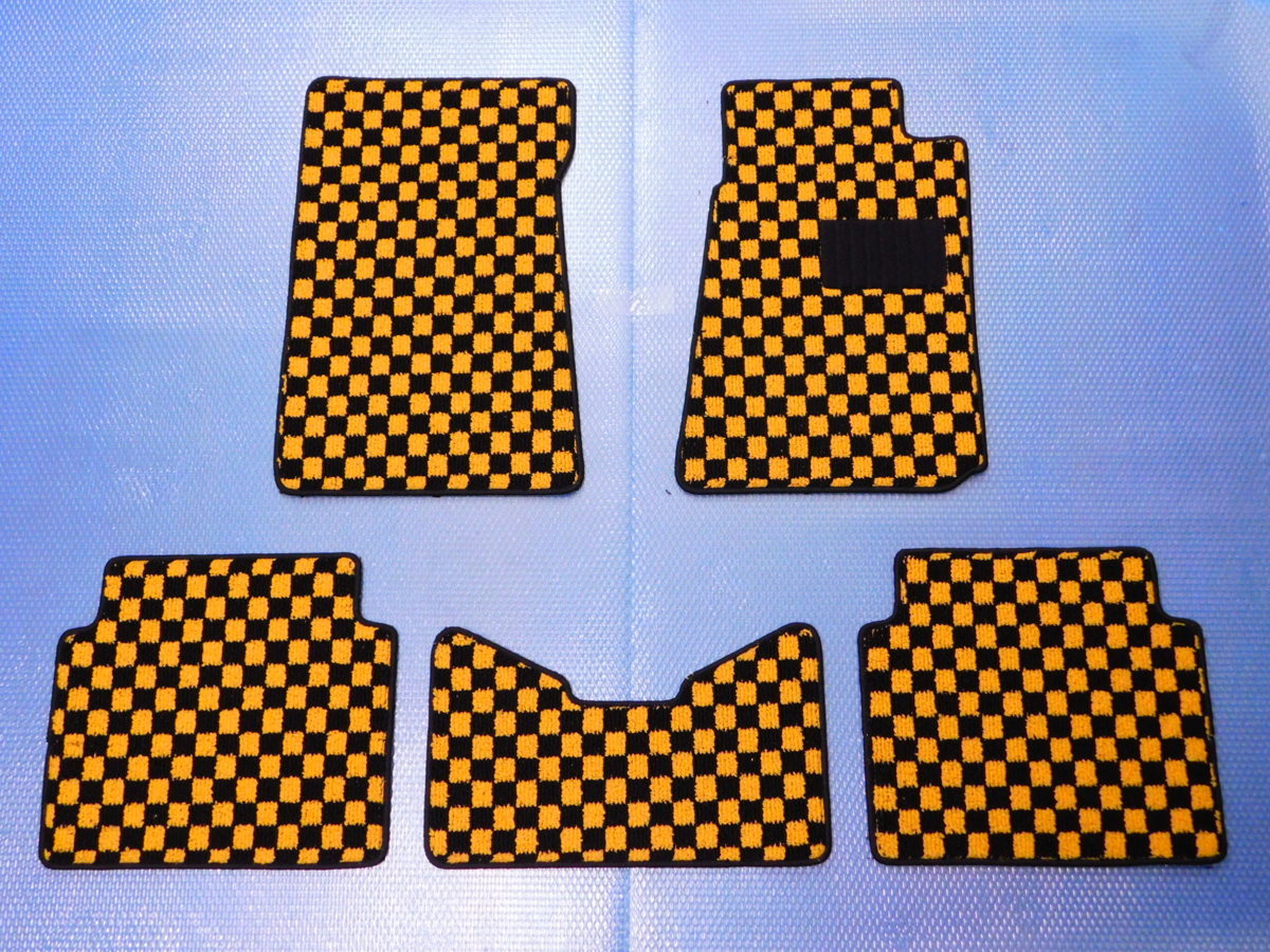 フロアマット1台分セット【イエロー】※ AE86 (レビン・トレノ) (高品質)拍卖