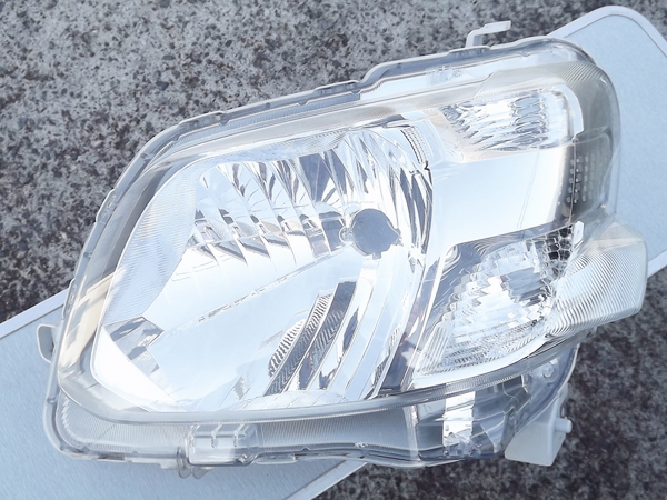 ●ハロゲン,1880★タントLA600S/LA610S左ヘッドライト★シフォンLA600F/LA610F,純正,ヘッドランプ,ICHIKOH★Re:P拍卖