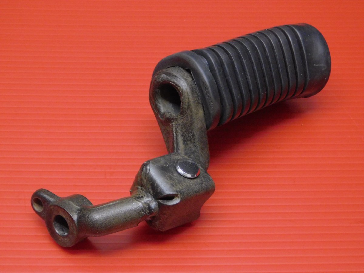 60【評価A】CB900 カスタム CB900C 当時物 実動 純正 メイン ステップ 右拍卖