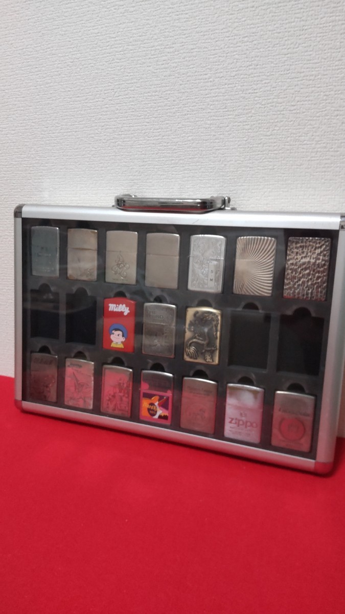 ジッポライターまとめて。未使用2個、他中古いろいろ、ケース付き。拍卖