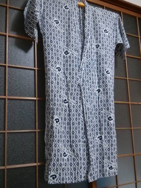 ホテル・旅館のねまき浴衣 白に紺の鎖柄 材料 古布■送430拍卖