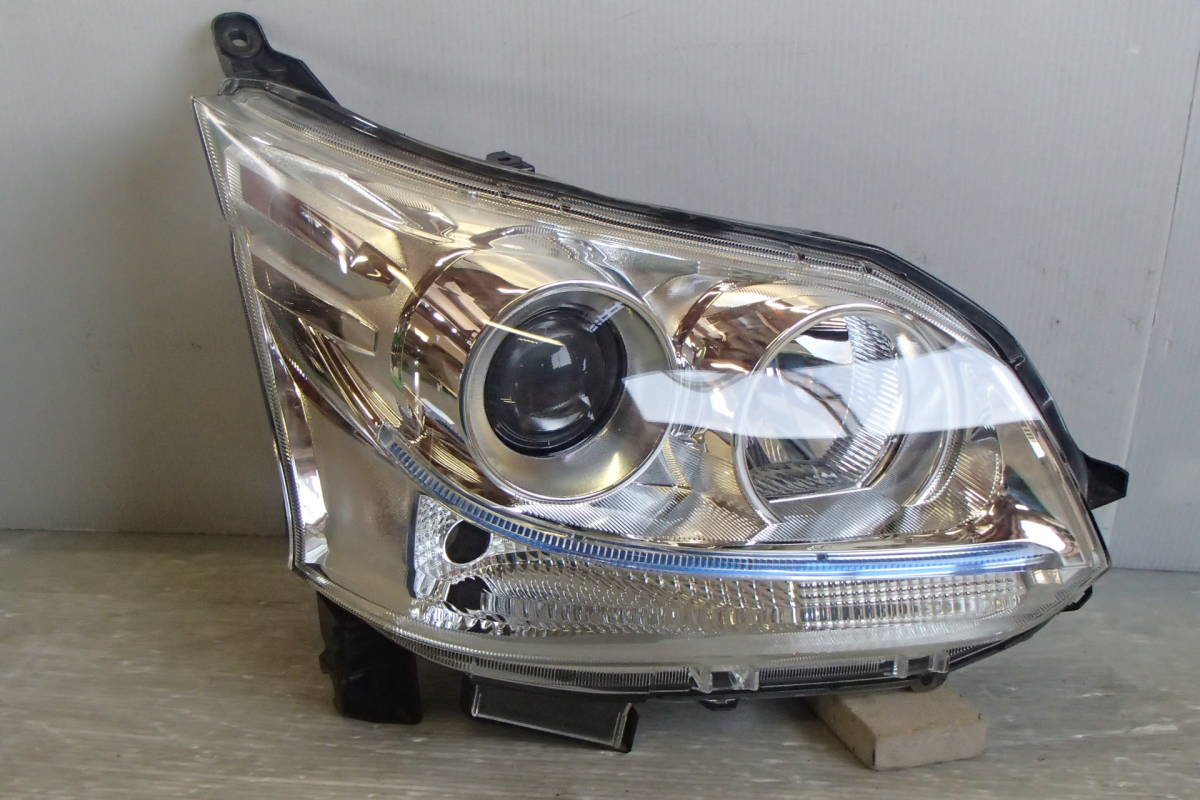 【良品】LA100S/LA110S 前期 ムーブ ムーヴ カスタム 純正 HID 右 ヘッド ライト ランプ 100-51060 / 81130-B2280 【23-416】拍卖