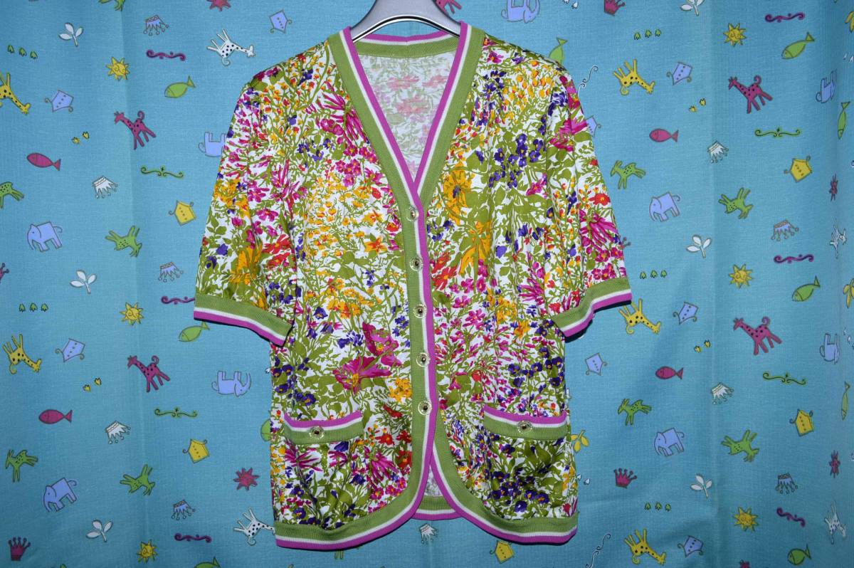 大きいサイズ・春カラー! 高級花柄・カーディガン 肌ざわりの良い上質の生地 リブニットの縁取り(中古)拍卖