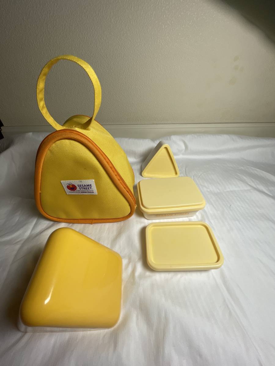 USED・ミスタードーナツノベルティ・セサミストリート・お弁当箱・お弁当ケース・おにぎり型・高さ15.5cm・200円拍卖