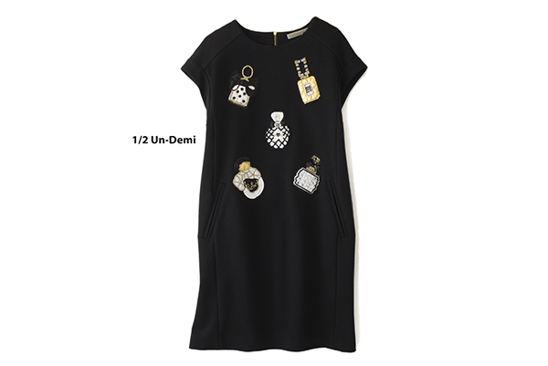 ★1/2アンドゥミ★1/2 Un-Demi 美品 ビジュー付 ワンピース ブラック 9号拍卖