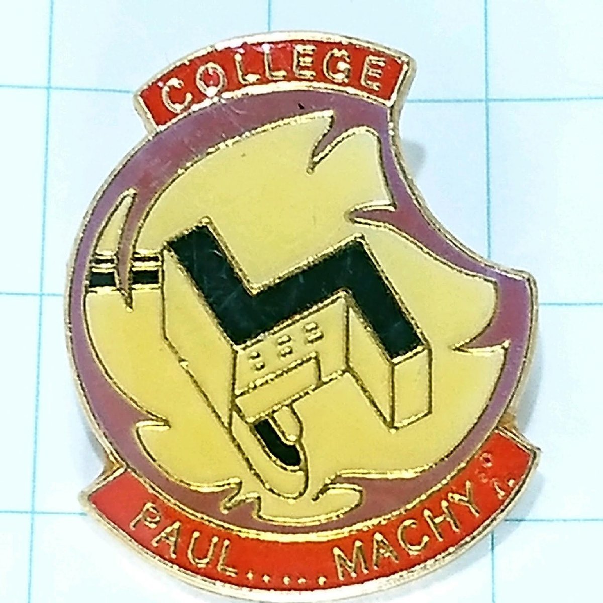 送料無料)マーシー大学 アメリカ輸入 アンティーク PINS ピンズ ピンバッジ A15470拍卖