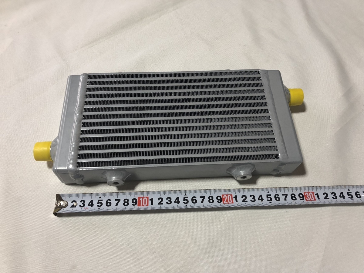 新品 汎用 AN10 オイルクーラー サイドタンク 両側取出 240mm拍卖