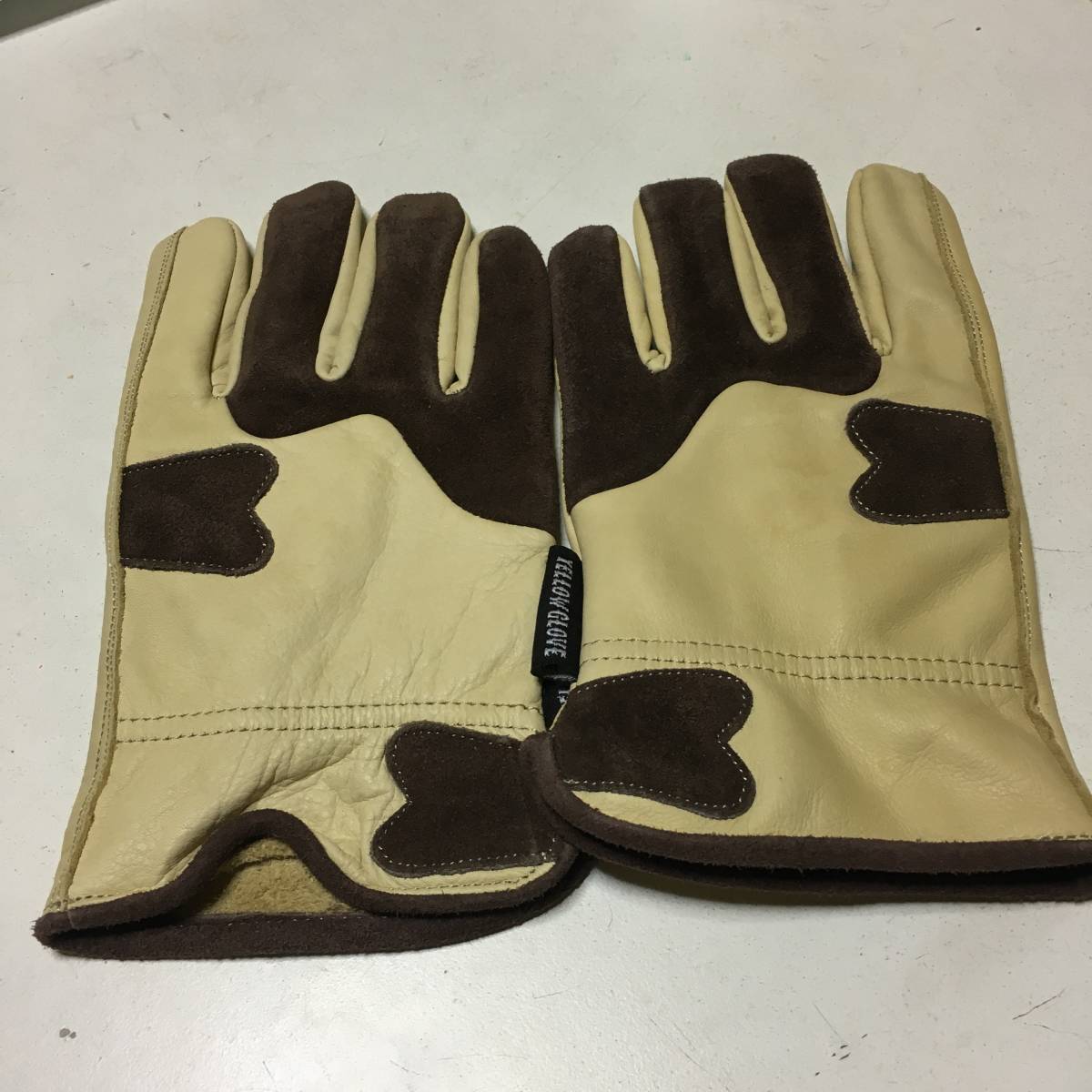 イエローグローブ サイズM バイカー ハーレー カドワキ トライアンフ カスタムバイク ルイスレザー buco schott 拍卖