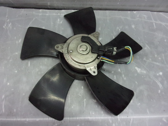 【2667】ノート E11 平成22年式 E11 電動ファン拍卖