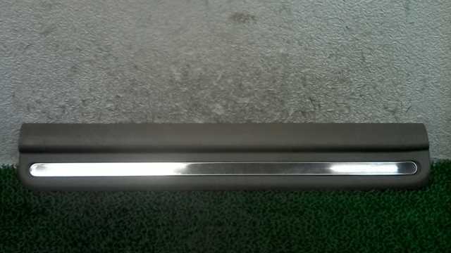 日産 PG50 プレジデント 左 リアドア スカッフプレート 76954 60U00 ★管270813拍卖