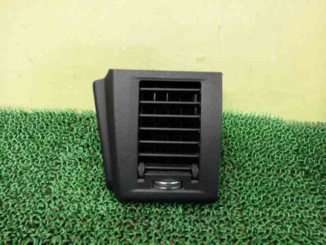 トヨタ ZGM11 アイシス 前 左 エアコン 吹出口 55662-44220 ★管284333拍卖