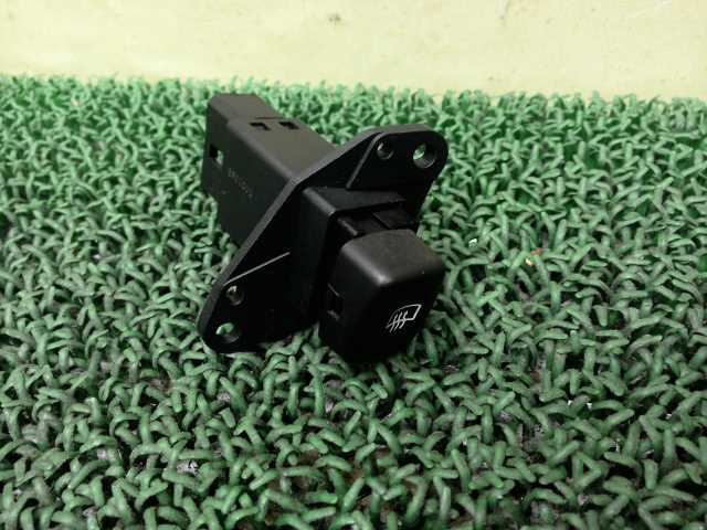 レタパ★ 5LMFU28 UN173型 00年 リンカーン ナビゲーター 熱線 ディフォッガースイッチ XL 1T-18C621 ★管276838拍卖