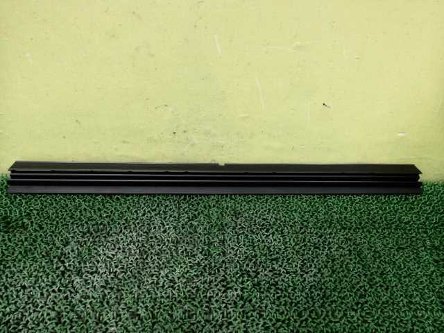 CY3A ギャランフォルティス 右 リア ドア 水切り モール ★管278891拍卖