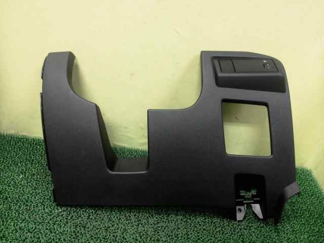 ★売切り★DE3FS★マツダ★純正★デミオ★ステアリング★コラム★下★カバー★D65164261★管277247拍卖