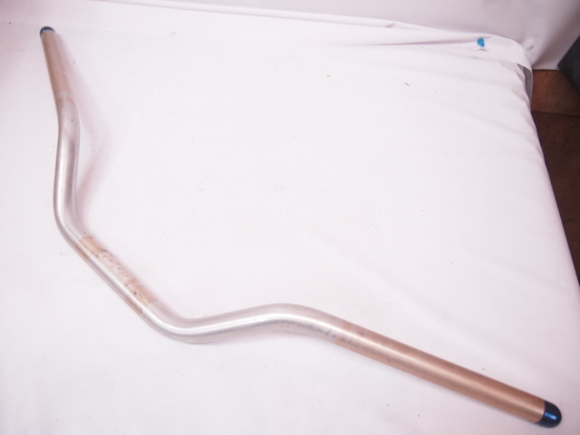 ポッシュ製ハンドル22.2mm 曲がりなし汎用に。ホーネット バリオス ZRX GSR ZRX拍卖