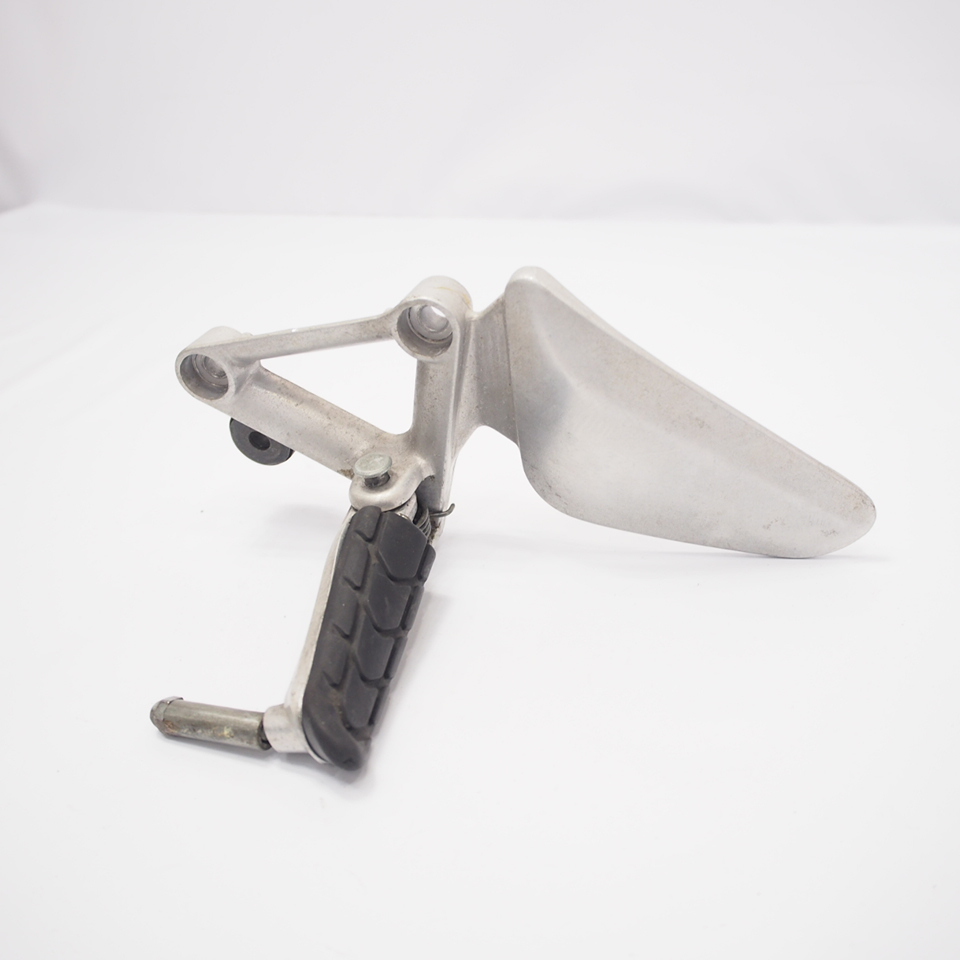 割れ無! CBR1100XX SC35 純正ステップ左 ホルダー ステッププレート スーパーブラックバード MAT拍卖